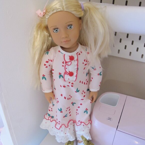 Our Generation Cheerleader Cheer Doll with SweetHoney Pajama gown EUC - Picture 2 of 4